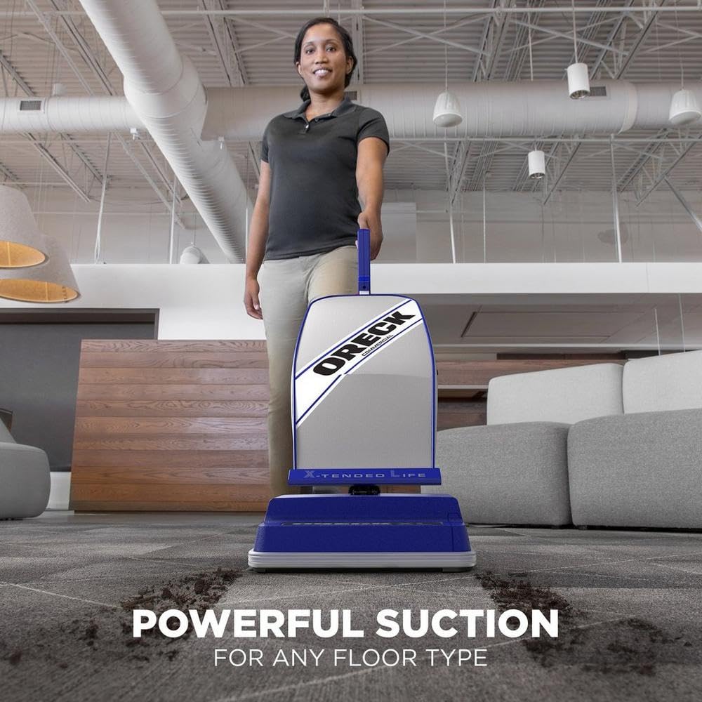 Bagged Upright Vacuum Cleaner M77817