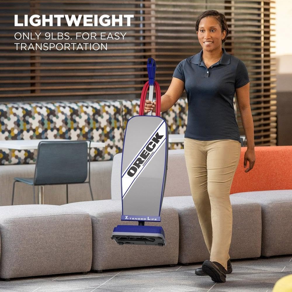 Bagged Upright Vacuum Cleaner M77817